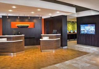 Courtyard By Marriott Downtown