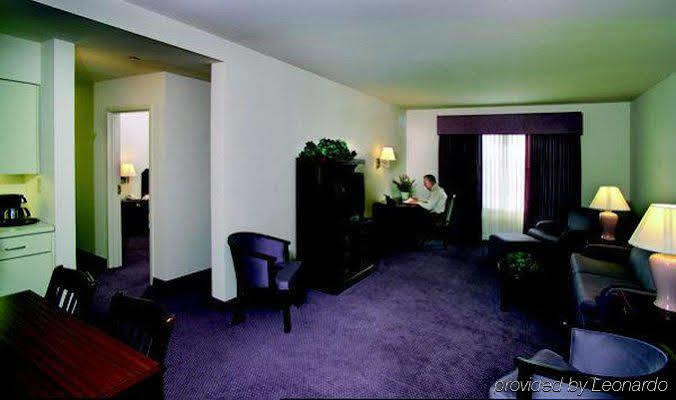 Hotel Spark By Hilton Amarillo East