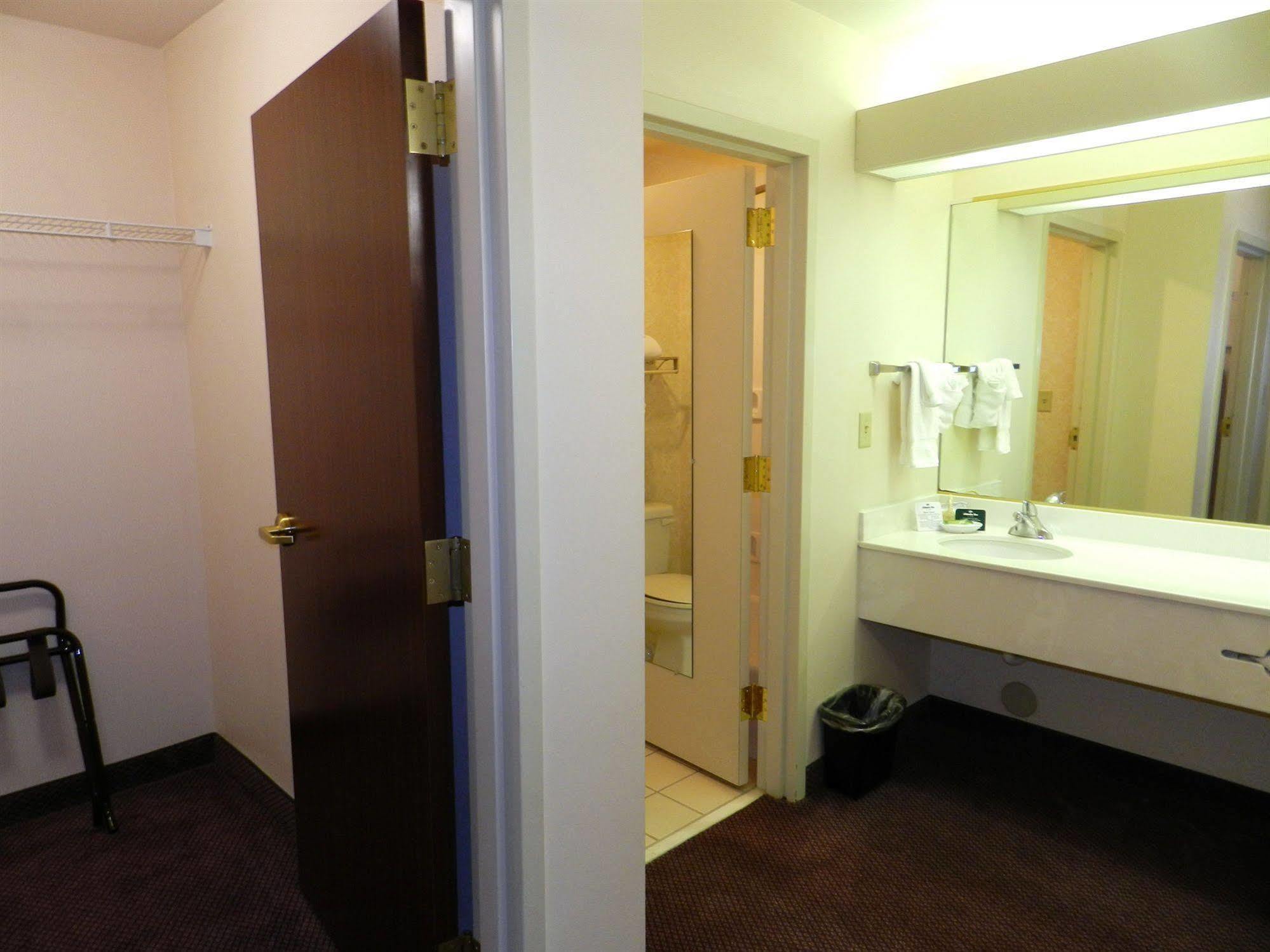 Spark By Hilton Amarillo East 3*