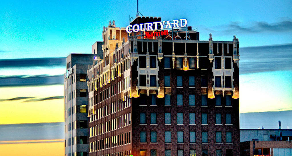 Courtyard By Marriott Downtown Hotel 3*