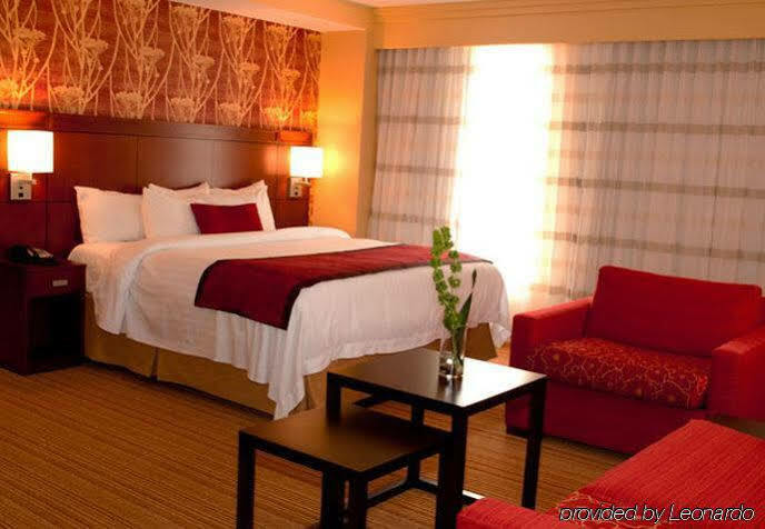 Hotel Courtyard By Marriott Downtown 3*