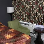 Budget Inn & Suites