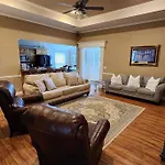 Magnificent Home, Game-Room, Close To Everything