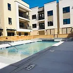 5020 Place Luxury Apartment