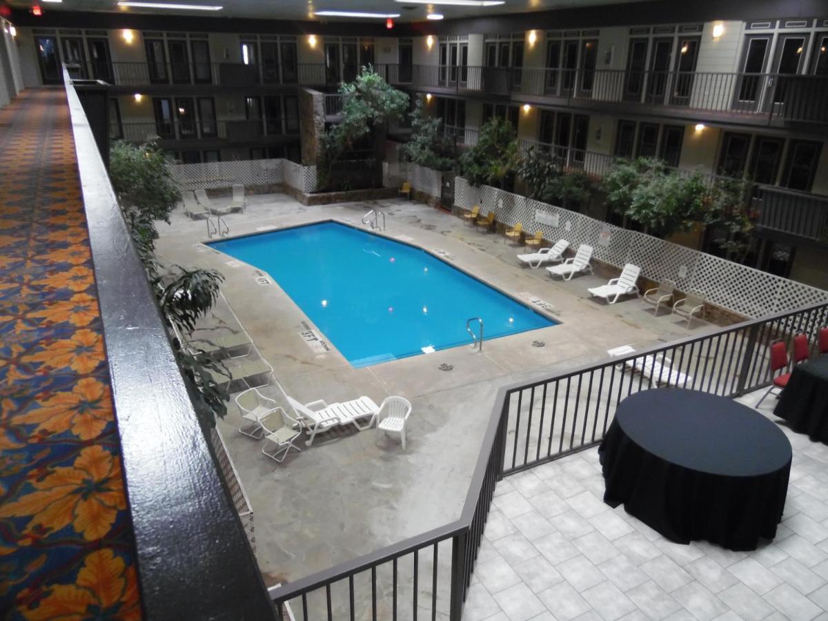 1hotel 2*