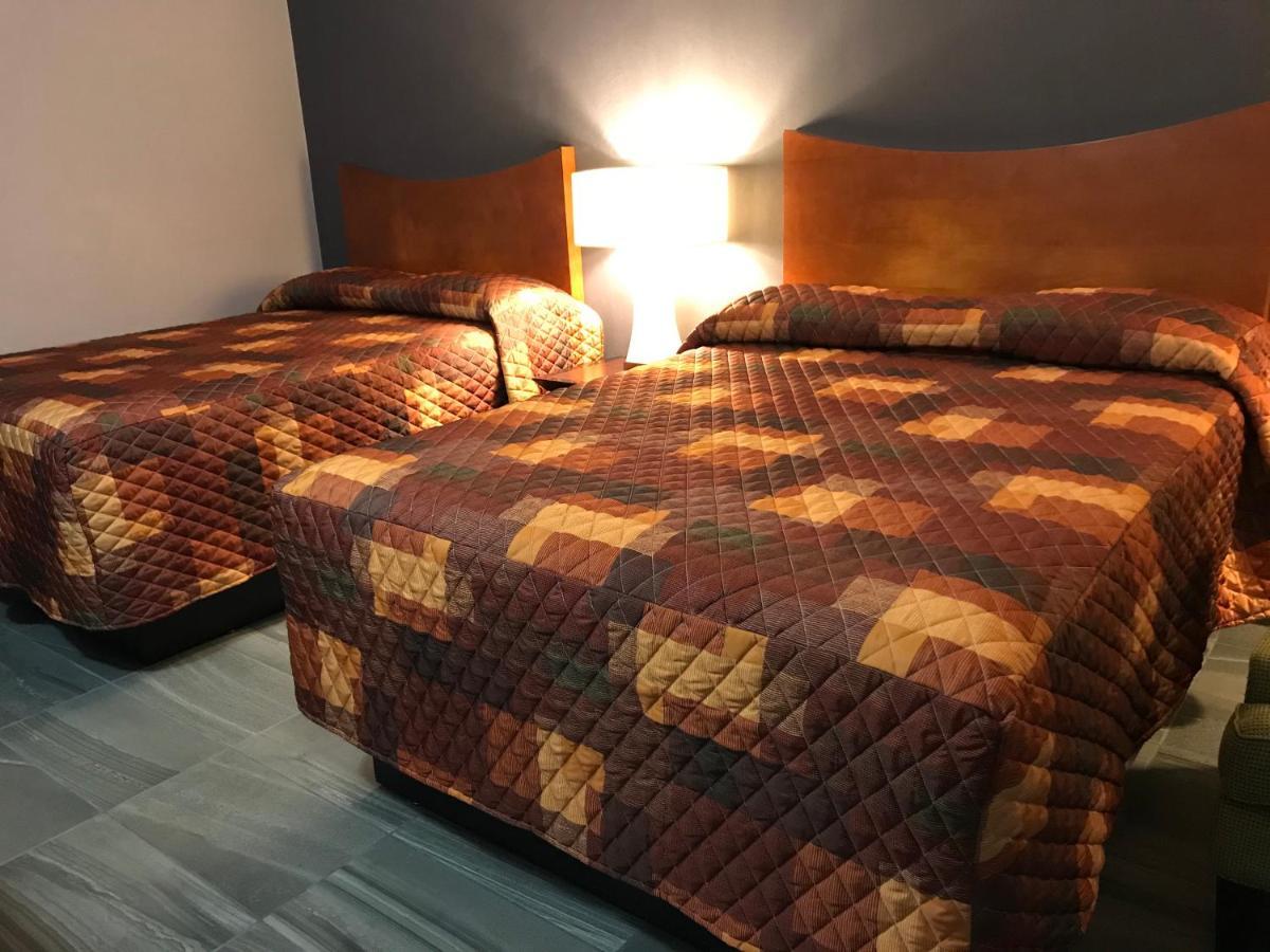 Budget & Hotel