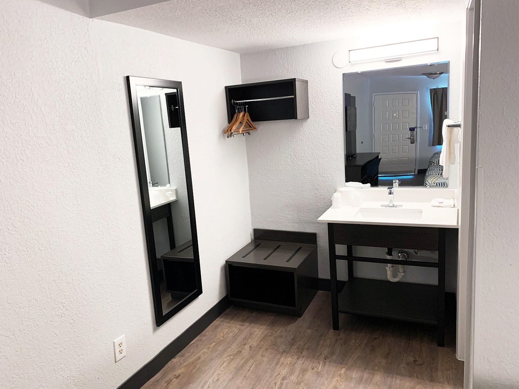 6-amarillo, Tx - Airport 3*