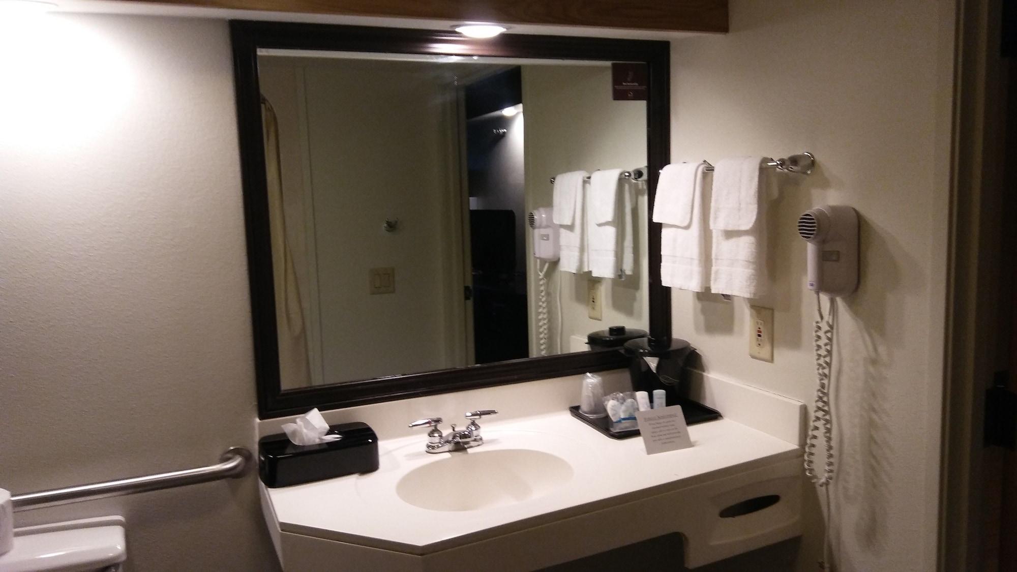 Sleep Airport Hotel