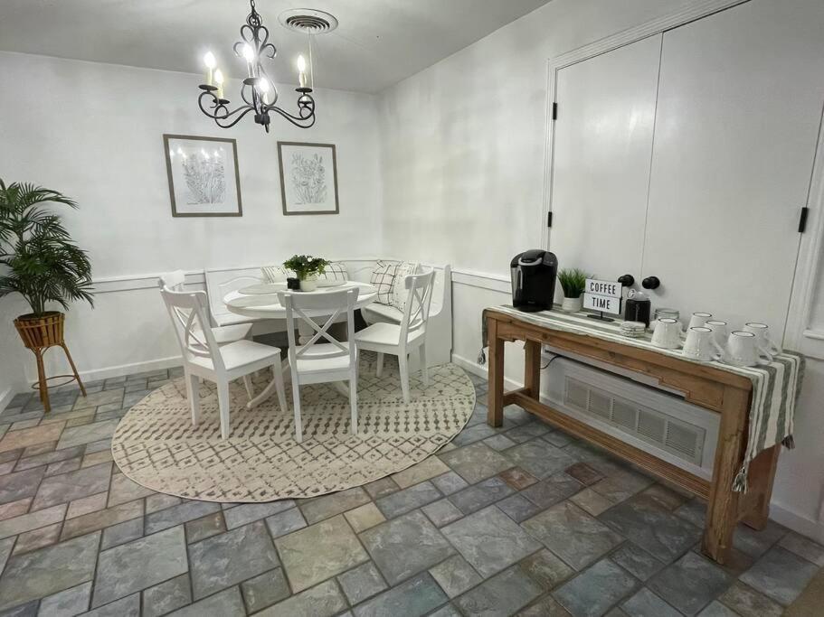 Sleeps 20 6 Bedroom Duplex Near Pd Canyon Dinning