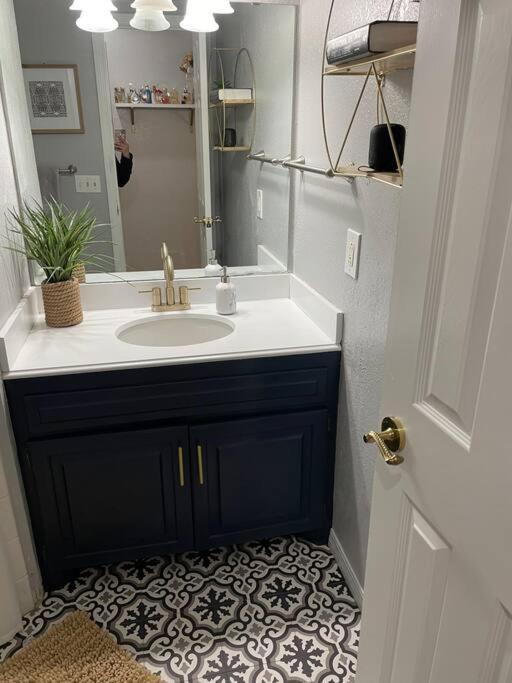 Sleeps 20 6 Bedroom Duplex Near Pd Canyon Dinning *