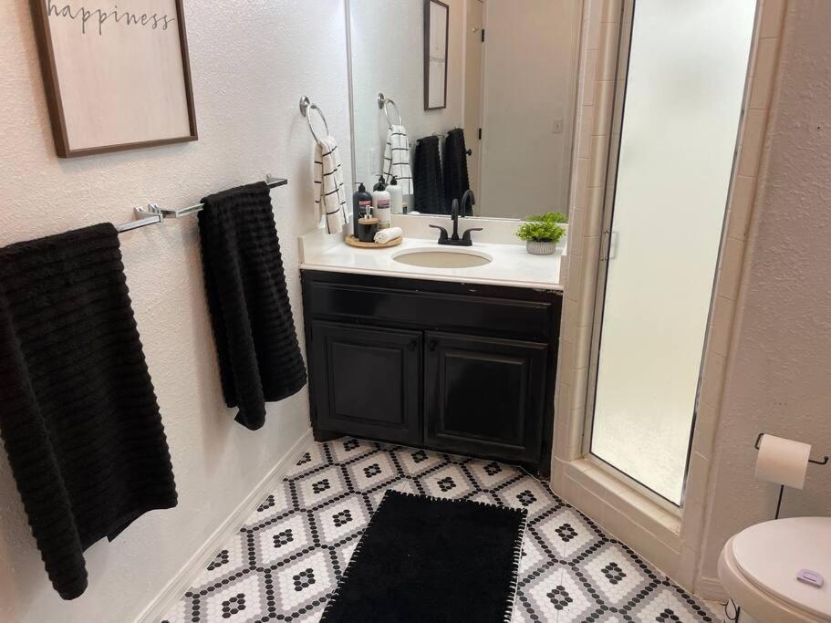 Sleeps 20 6 Bedroom Duplex Near Pd Canyon Dinning * Amarillo