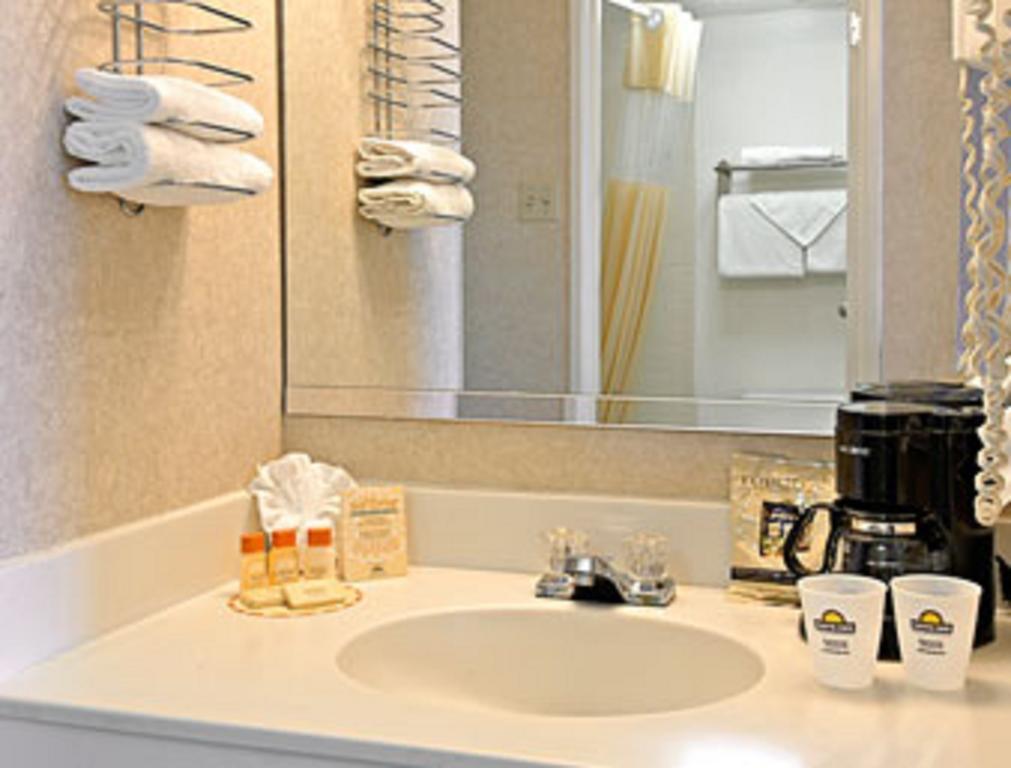 Days By Wyndham East Hotel Amarillo