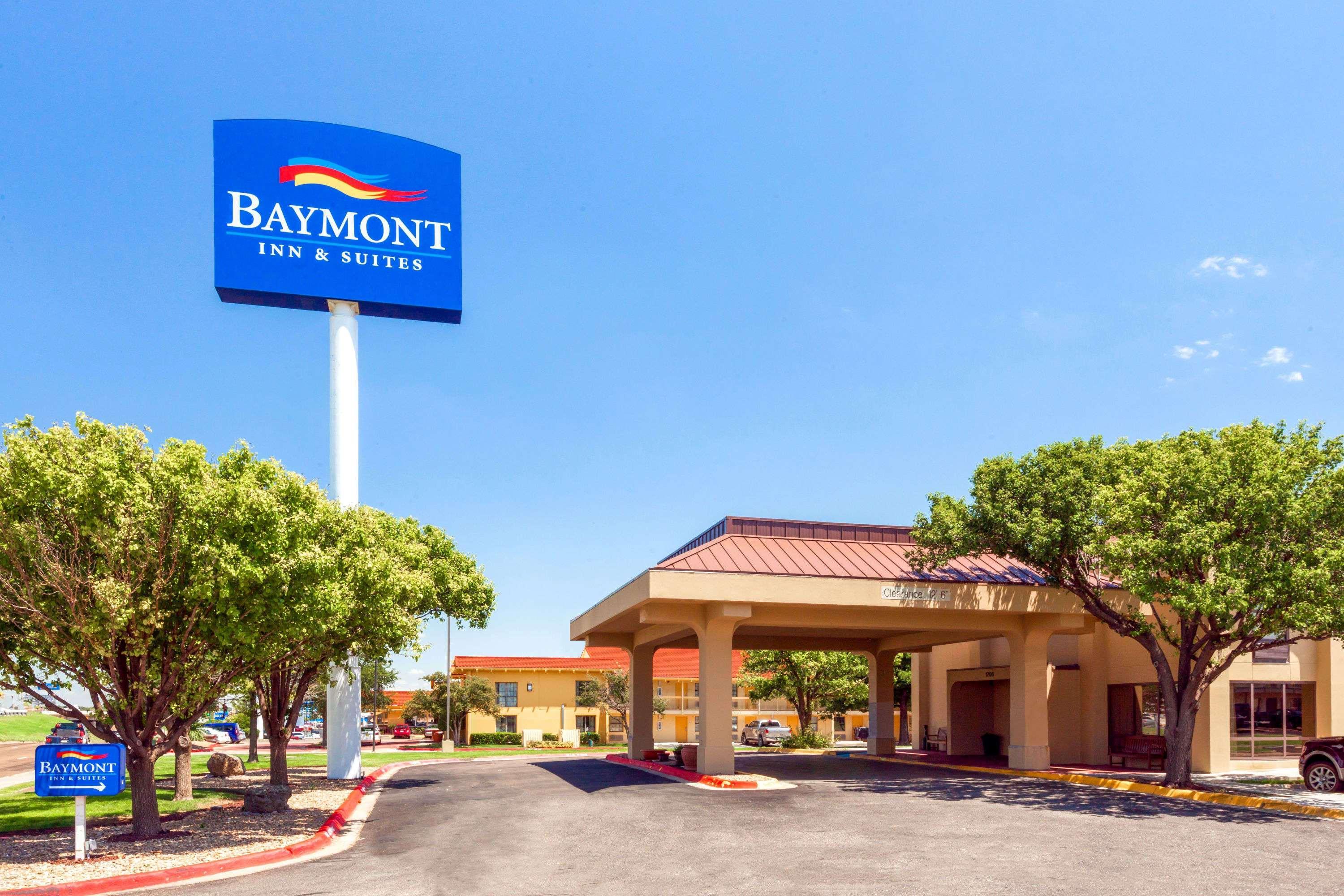 Baymont By Wyndham East Hotel 2*