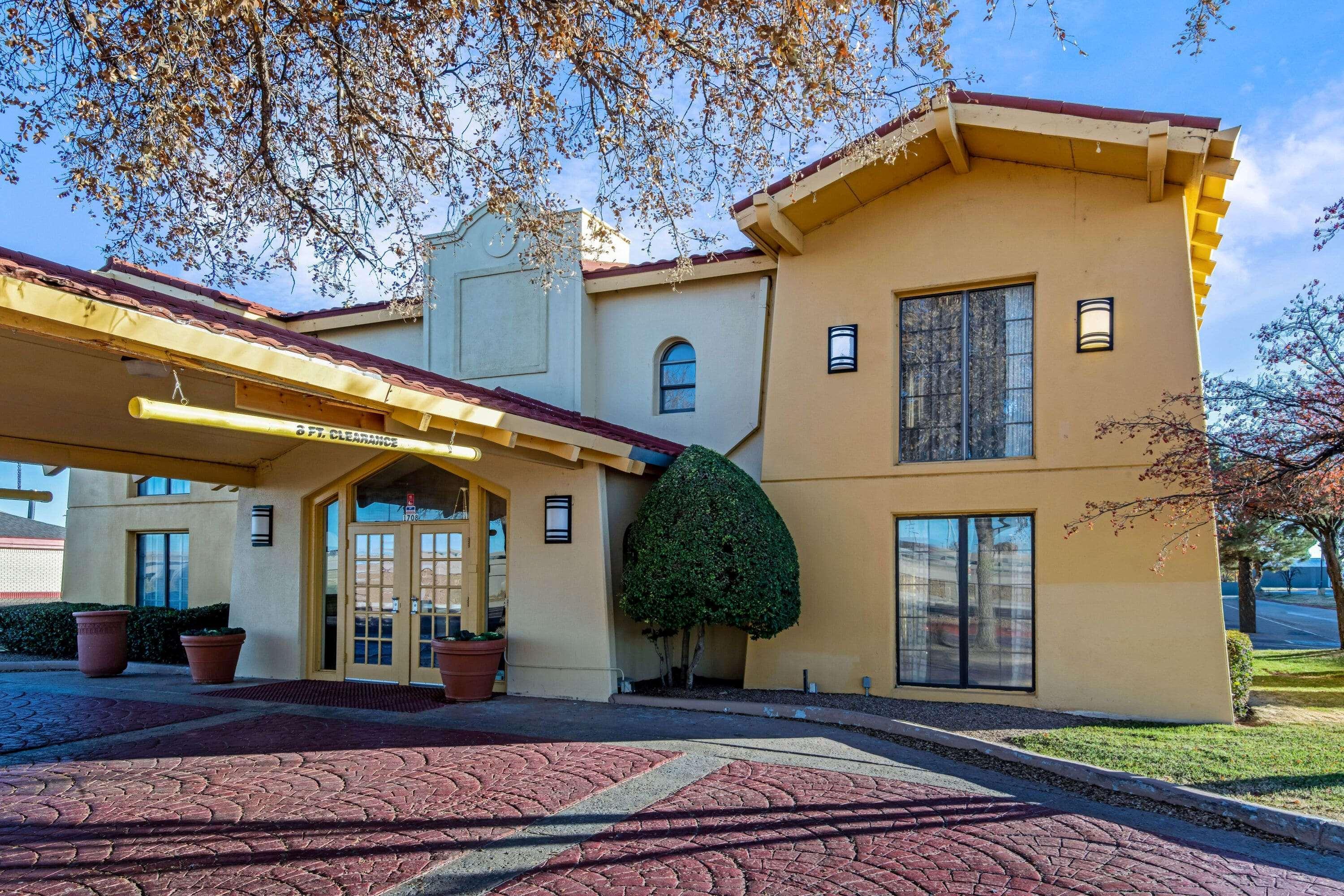 Hotel La Quinta By Wyndham Mid-city