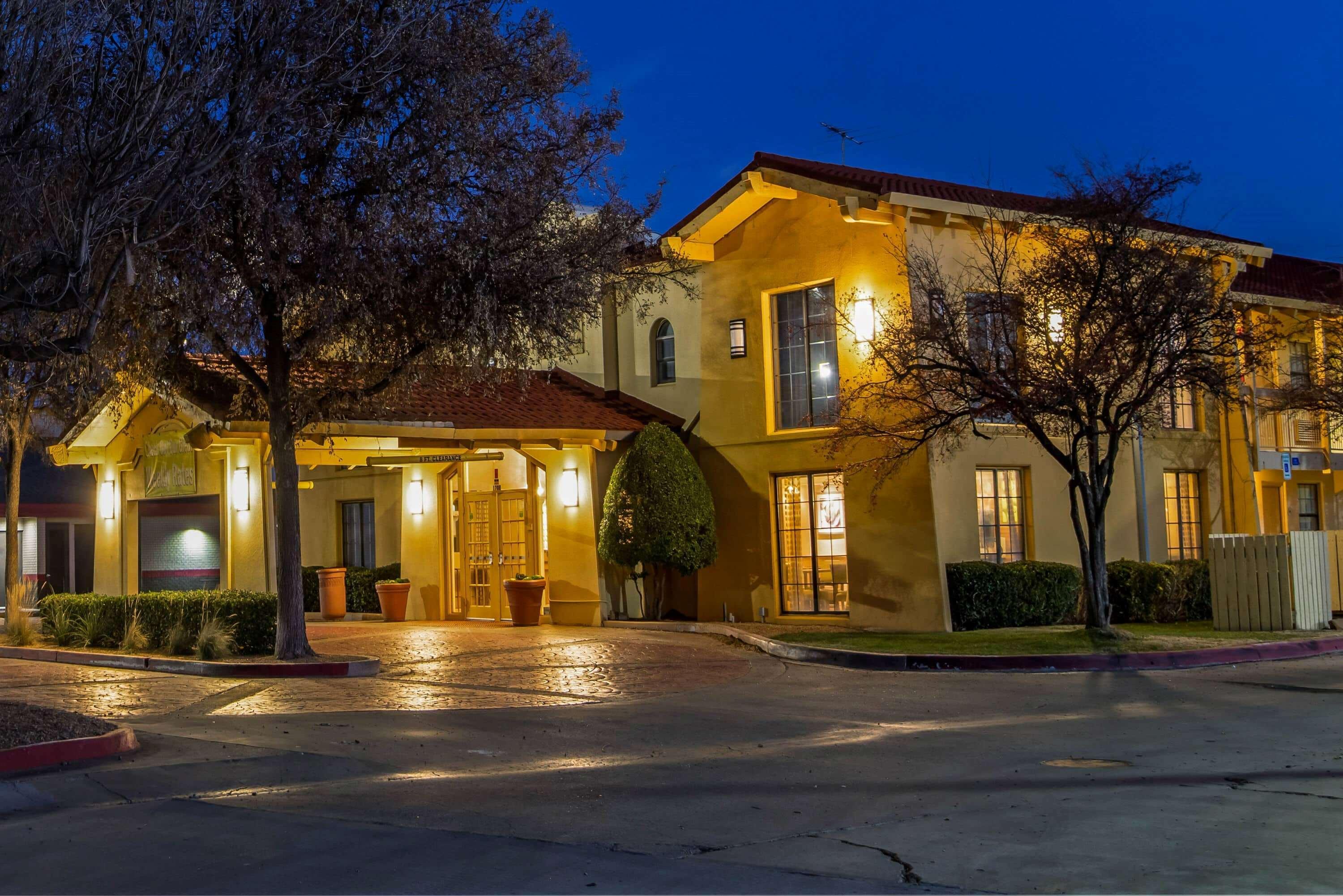 La Quinta By Wyndham Mid-city