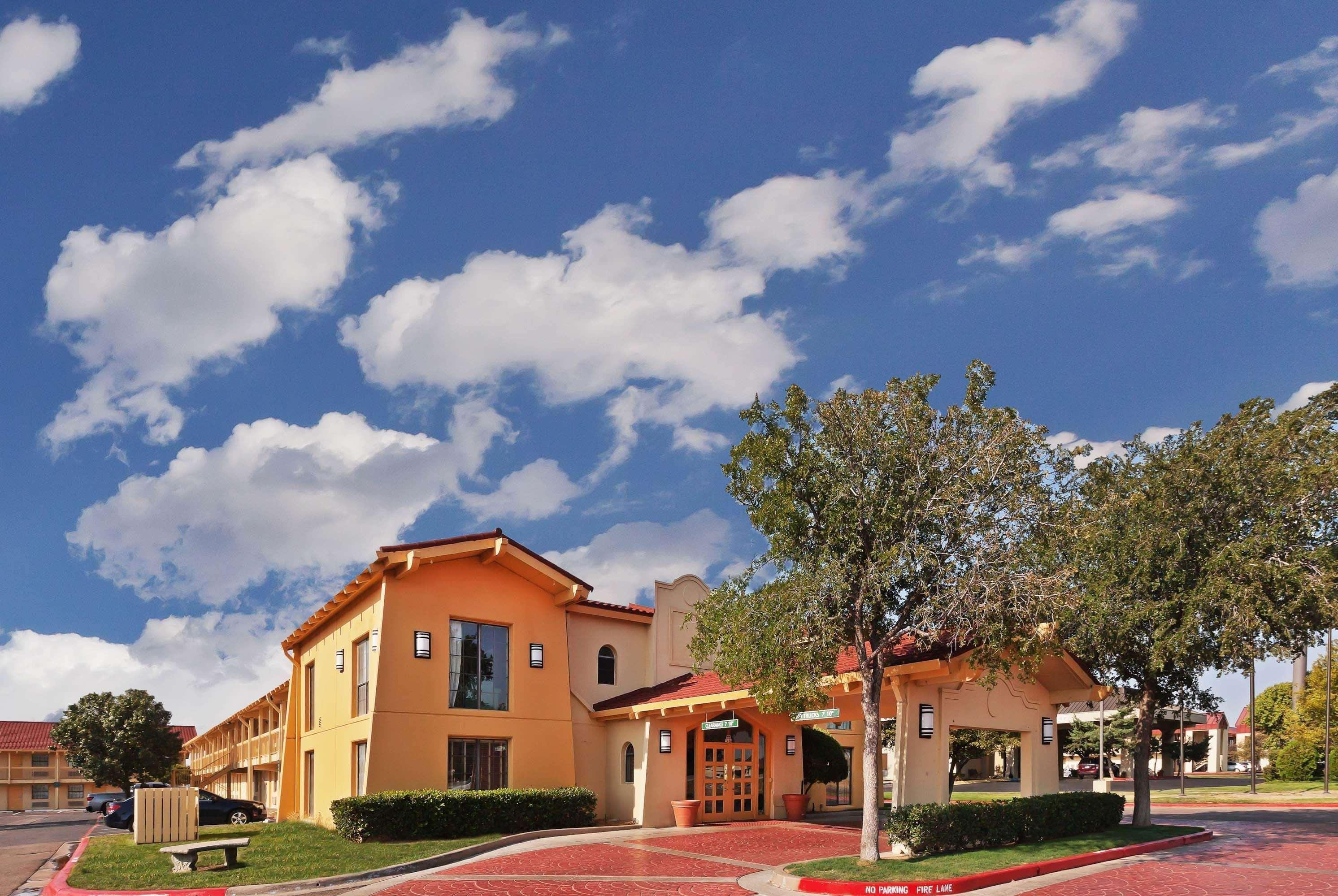 Hotel La Quinta By Wyndham Mid-city 3*