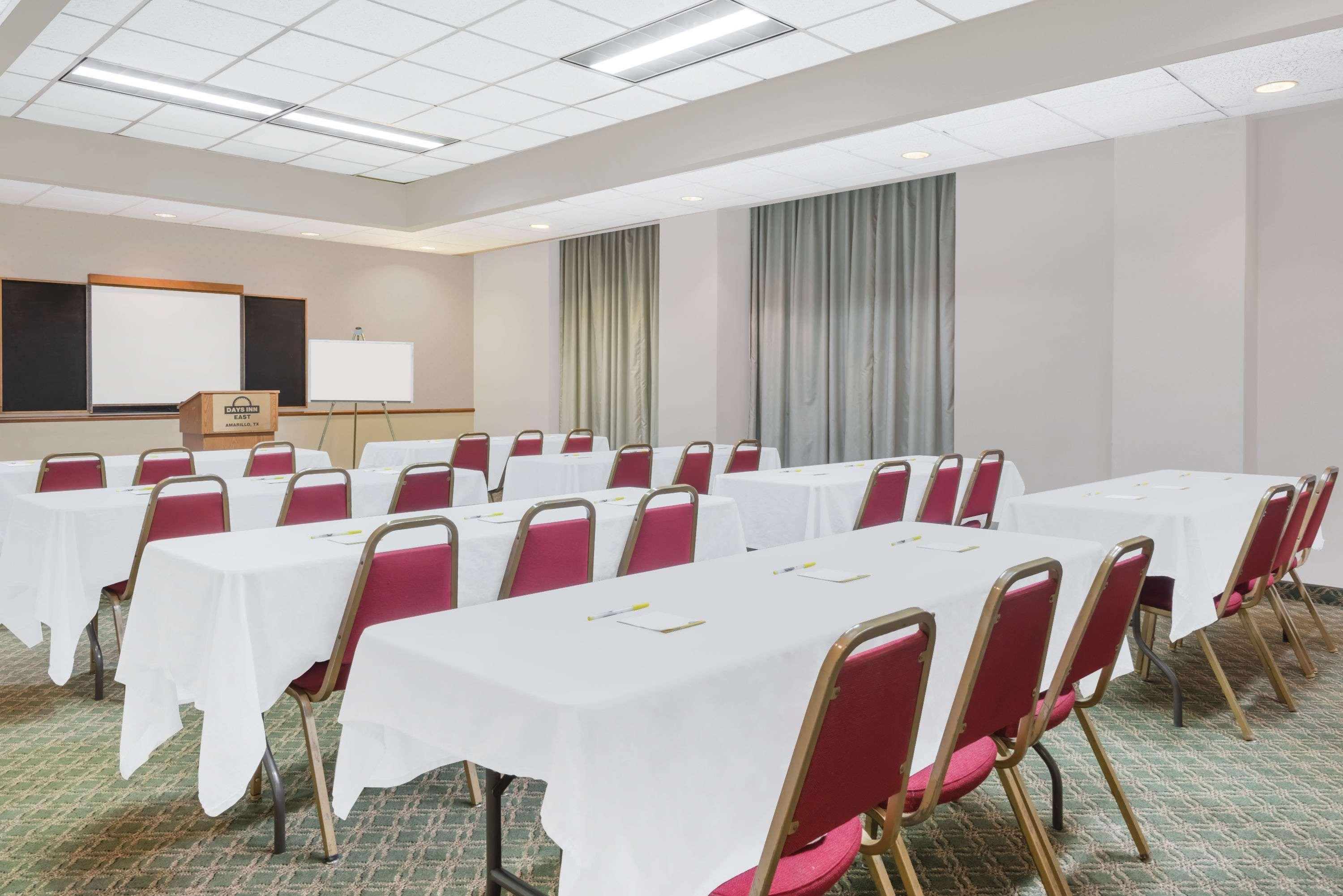 Days By Wyndham East Hotel Amarillo