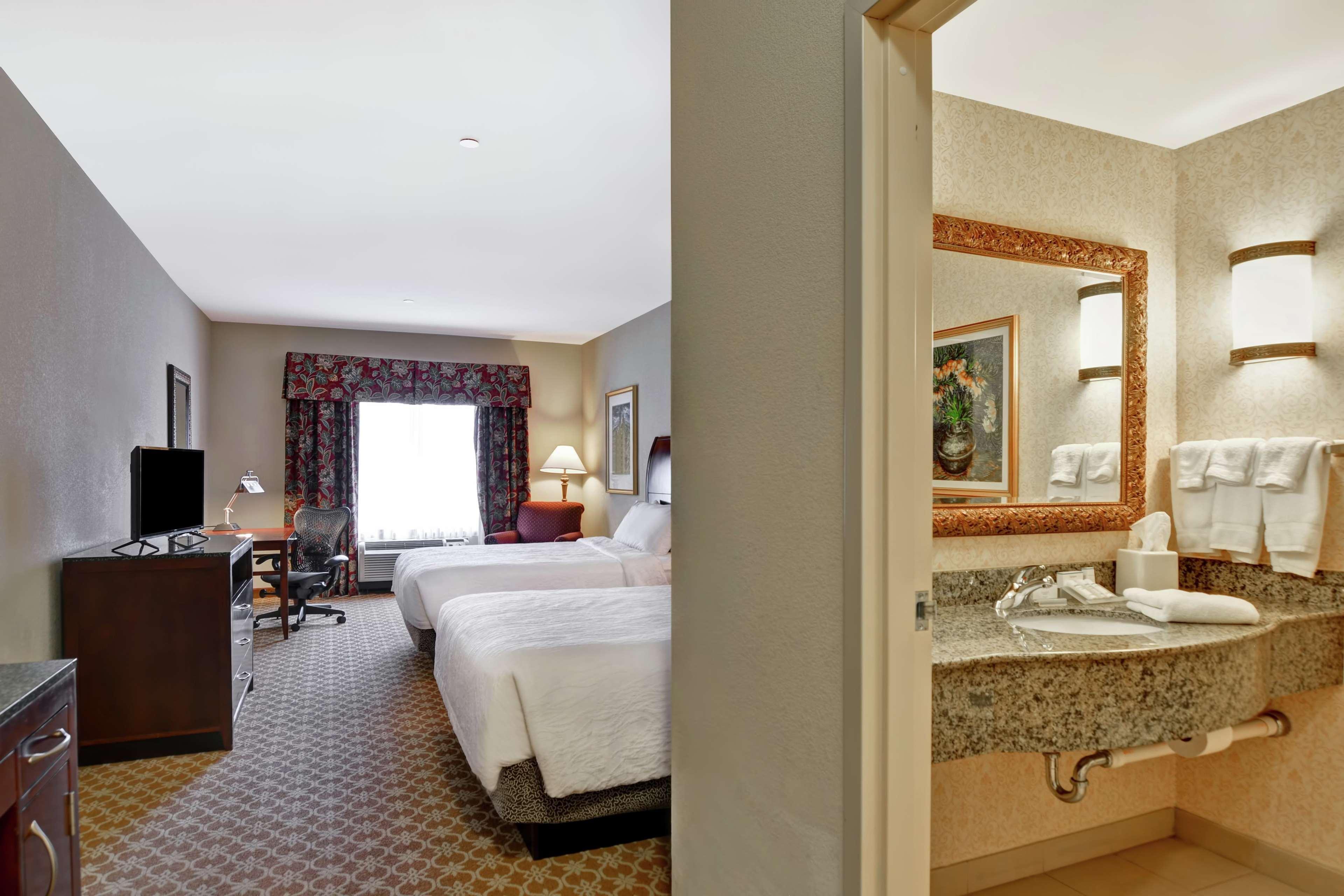 Hilton Garden Hotel 3*