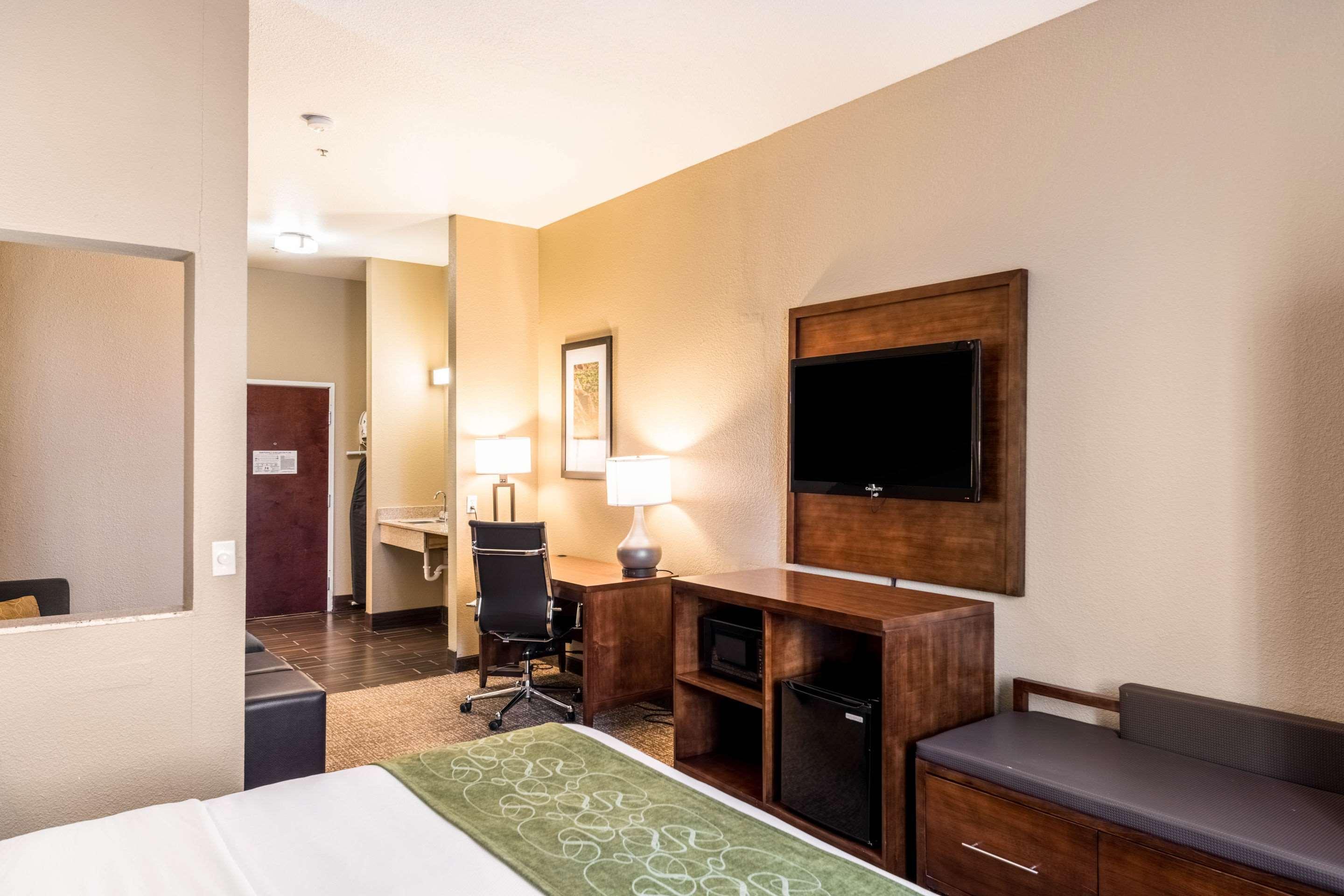 Hotel Comfort South Amarillo
