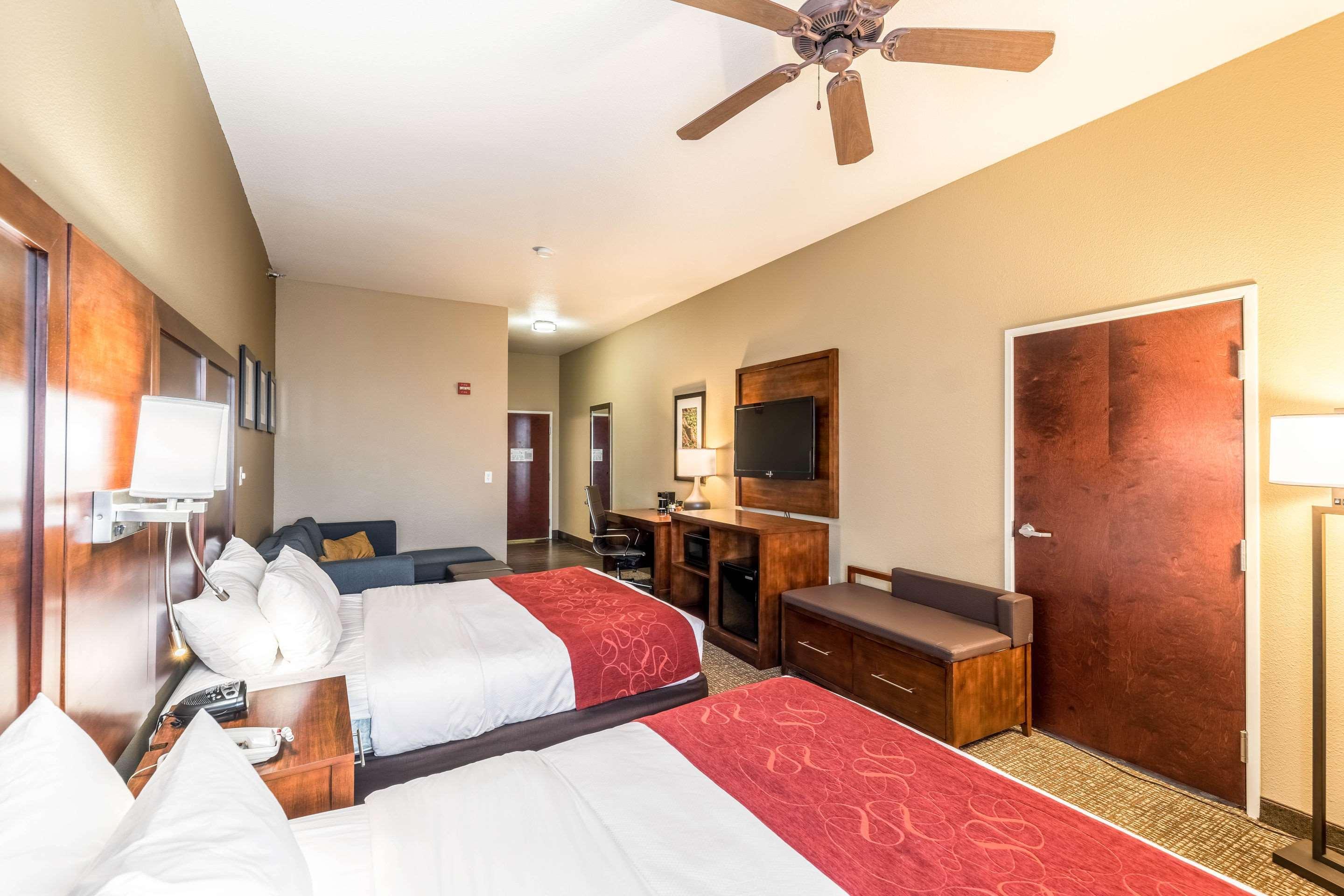 Hotel Comfort South 3*