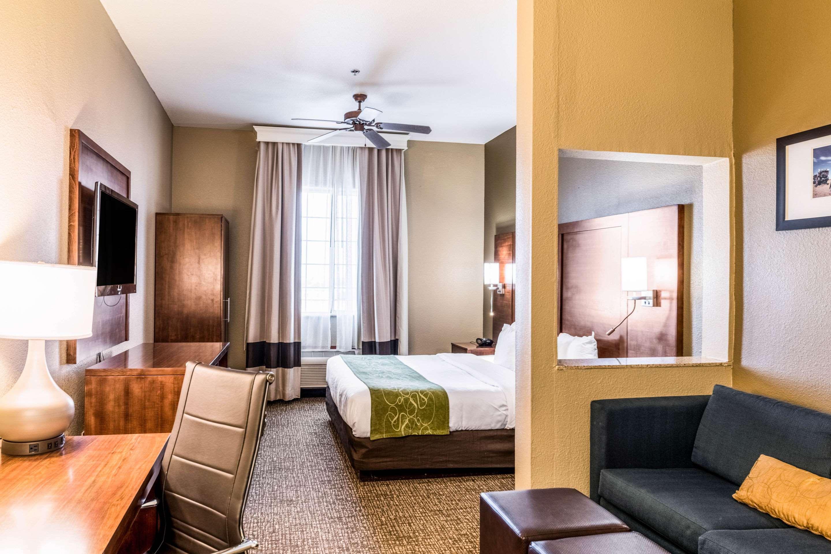 Hotel Comfort South 3*