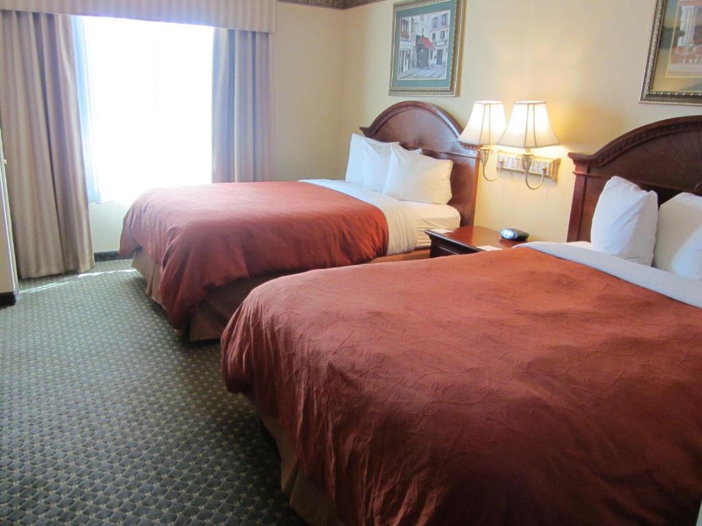 Country & By Radisson, I-40 West, Tx 2* Amarillo