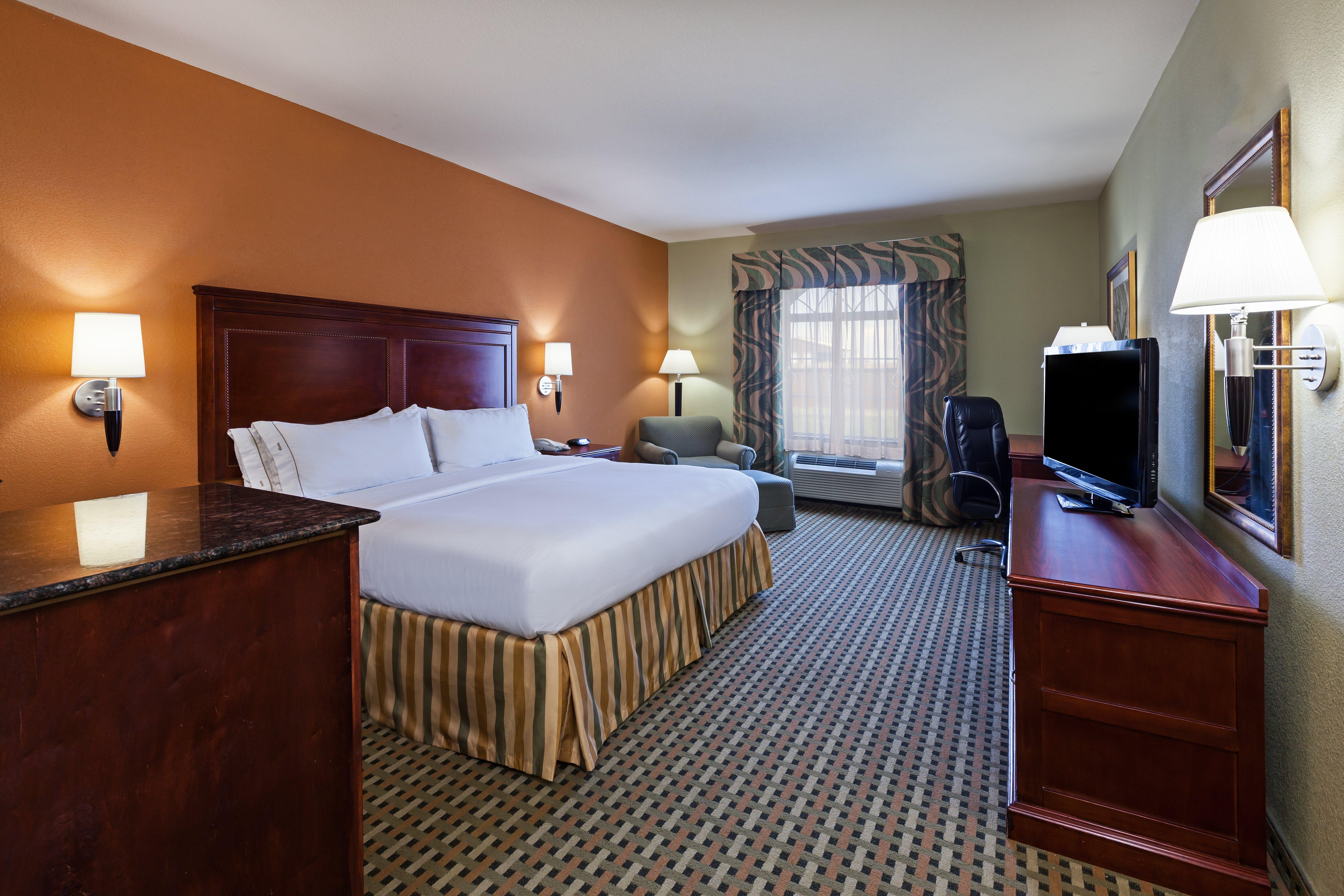 Express & East, An Ihg 2* Amarillo