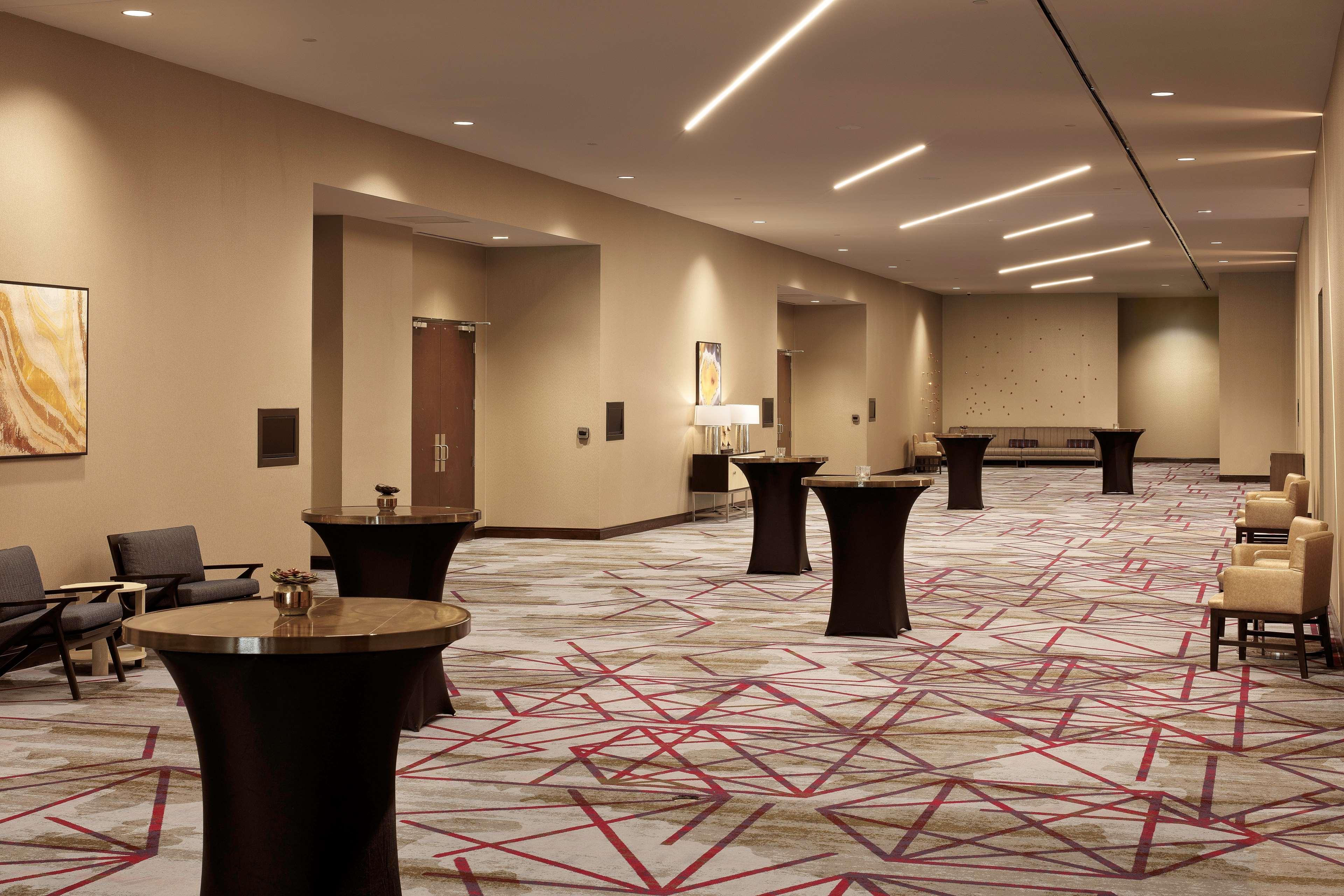 Embassy Suites Amarillo Downtown Hotel 4*