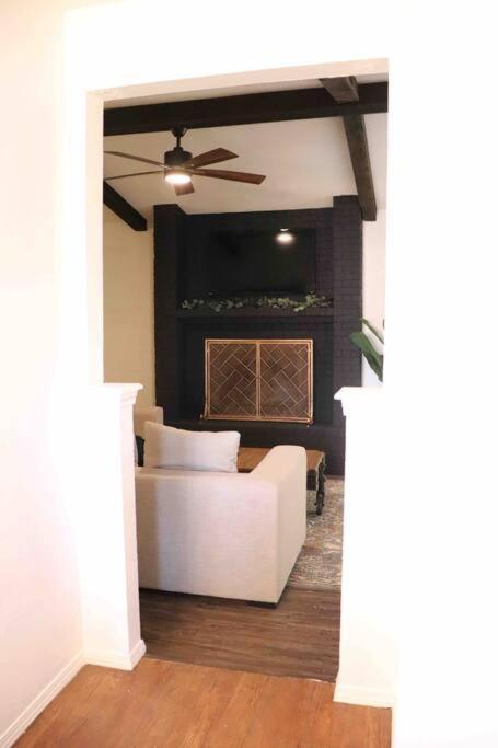 Holiday home By Hwy, 3/2 , Sleeps Large Group Palo Duro Fun Amarillo
