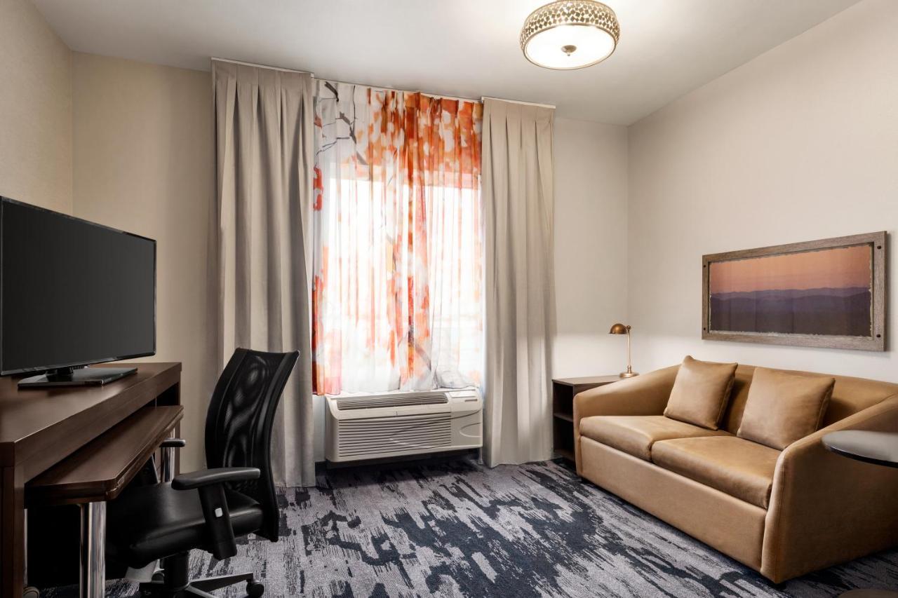 Fairfield & By Marriott Airport