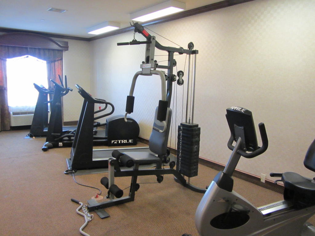 Country & By Radisson, I-40 West, Tx Hotel 2*