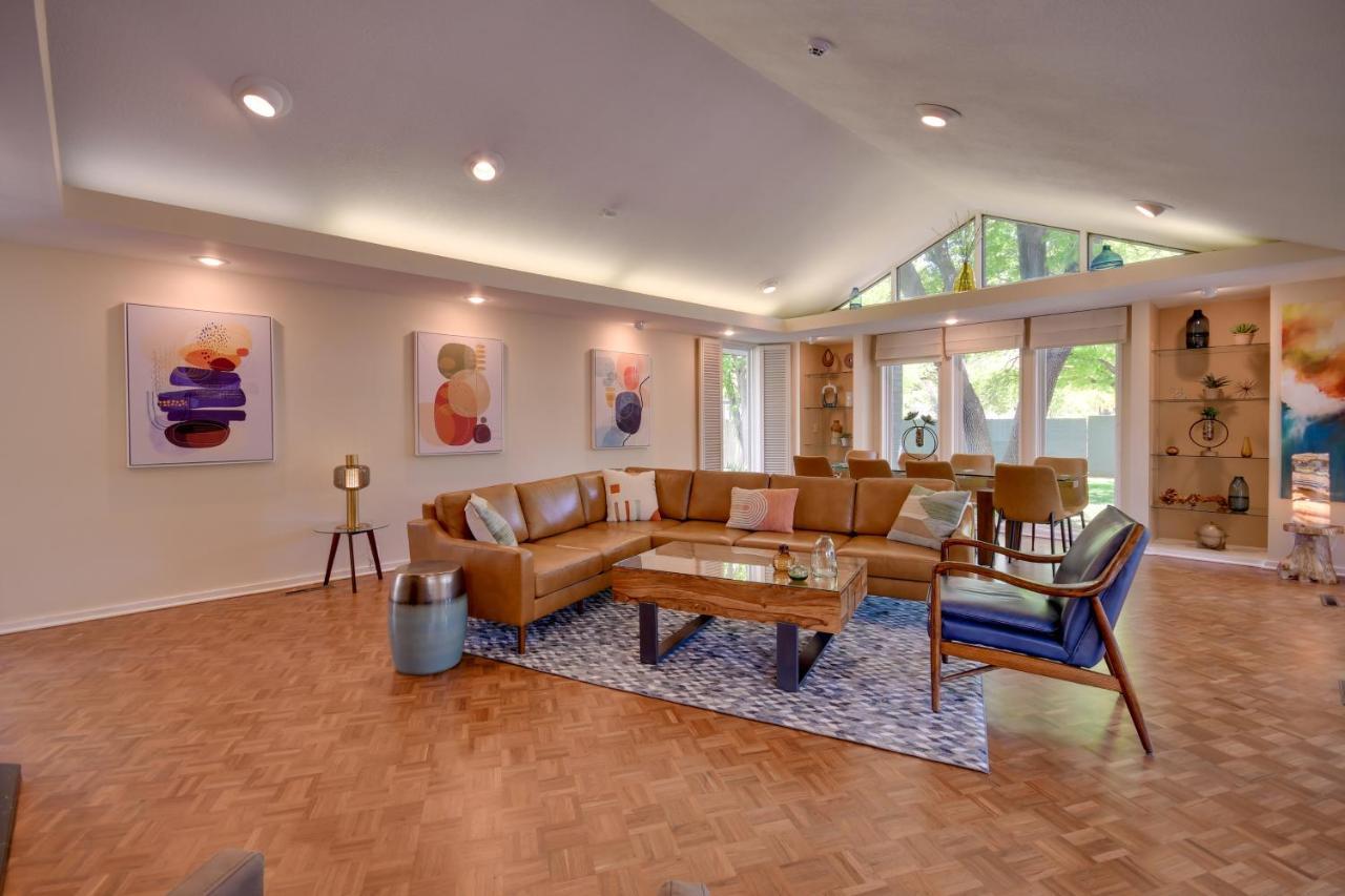 Holiday home Mid-century Modern With Fire Pit And Gas Grill! Amarillo