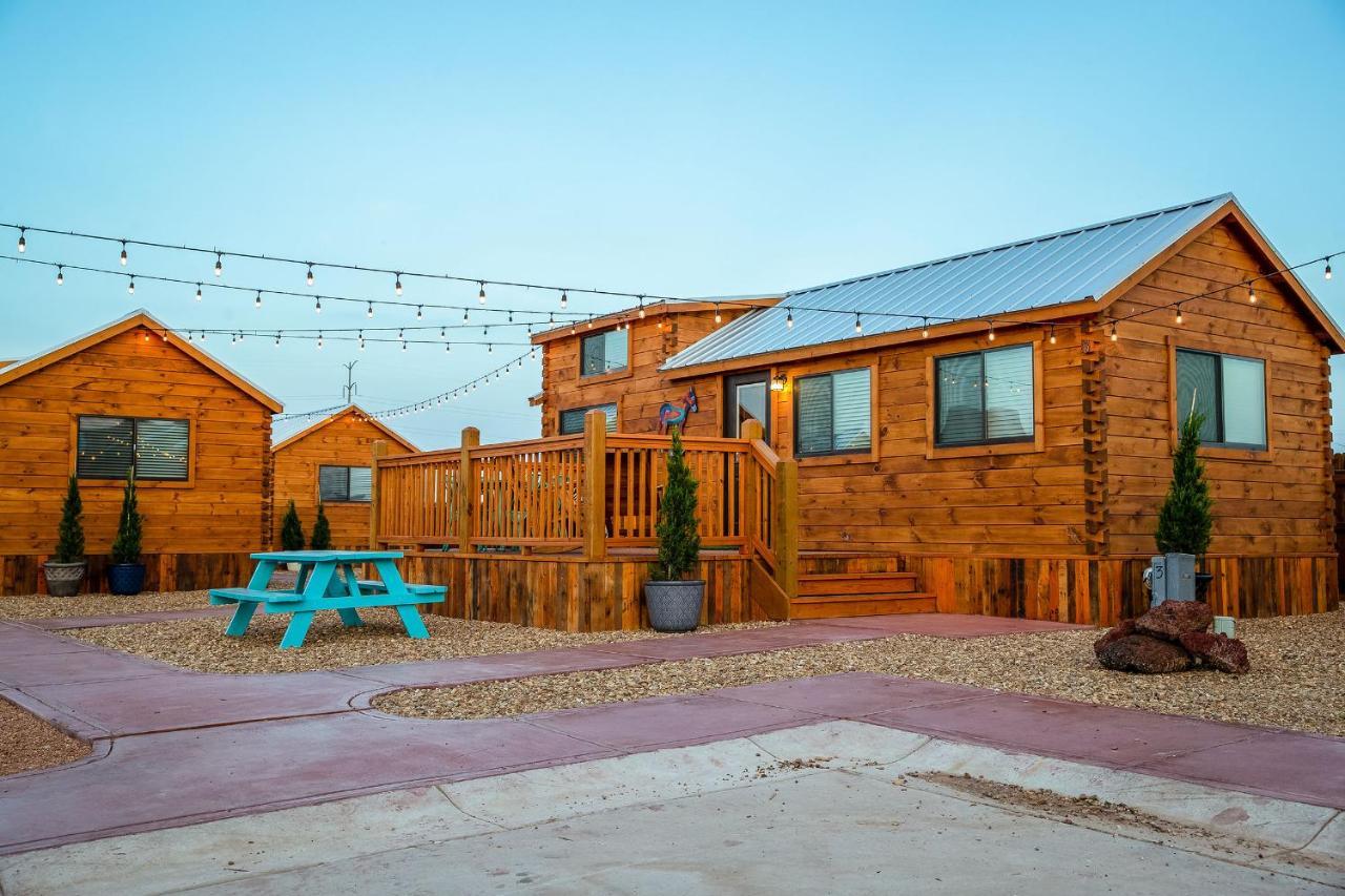 The Big Texan - And Wagons Hotel Amarillo