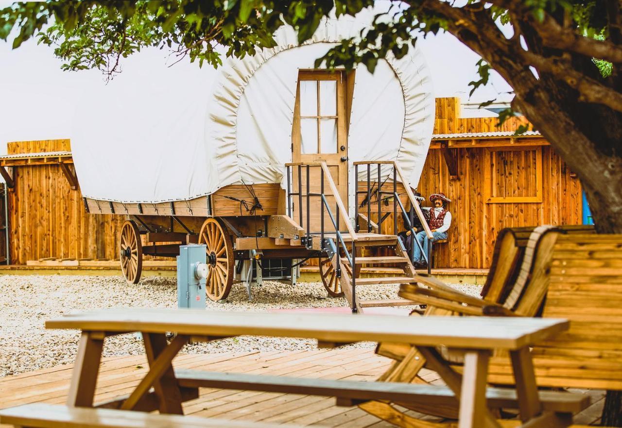 Hotel The Big Texan - And Wagons Amarillo