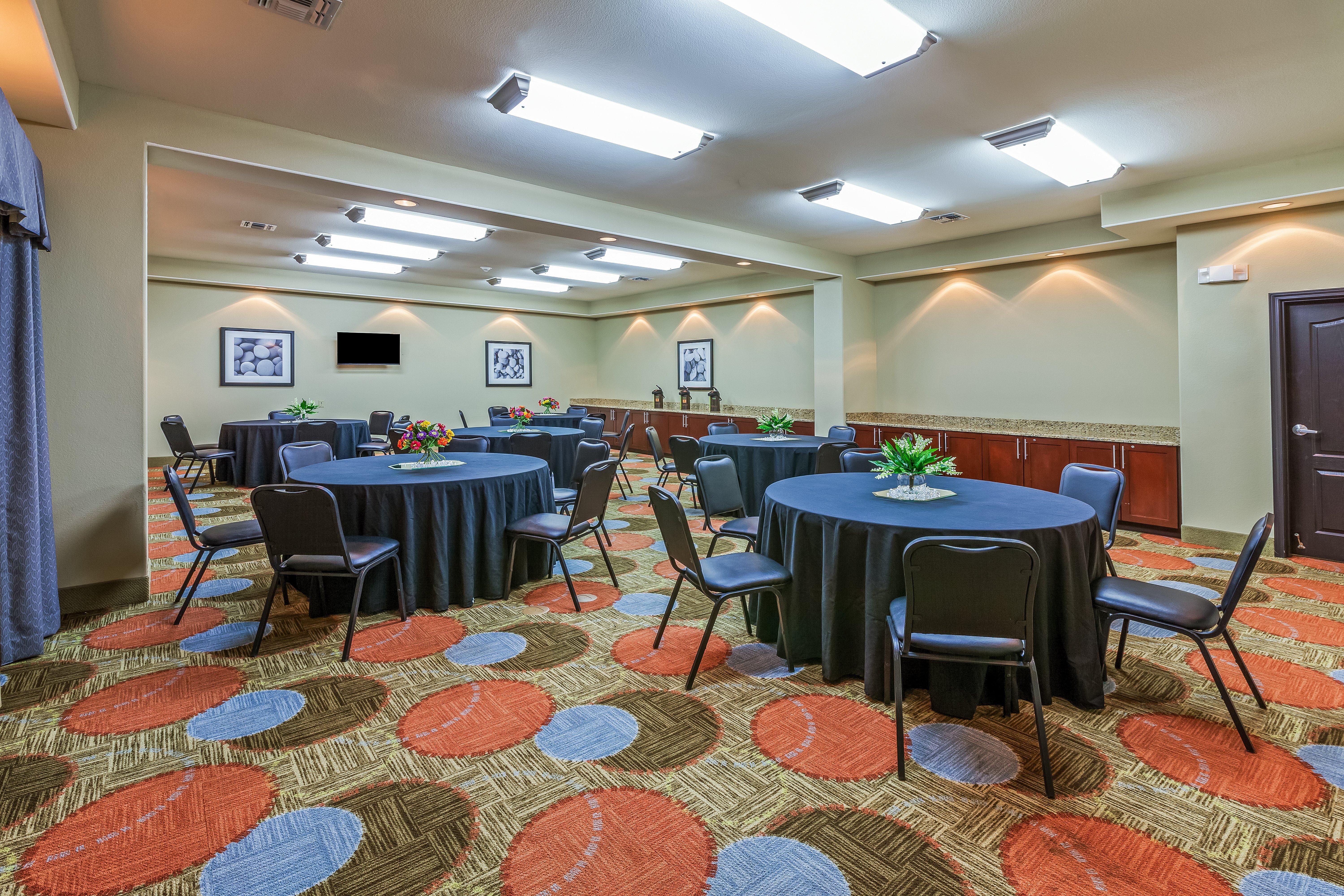 Hotel Staybridge Western Crossing By Ihg 3*