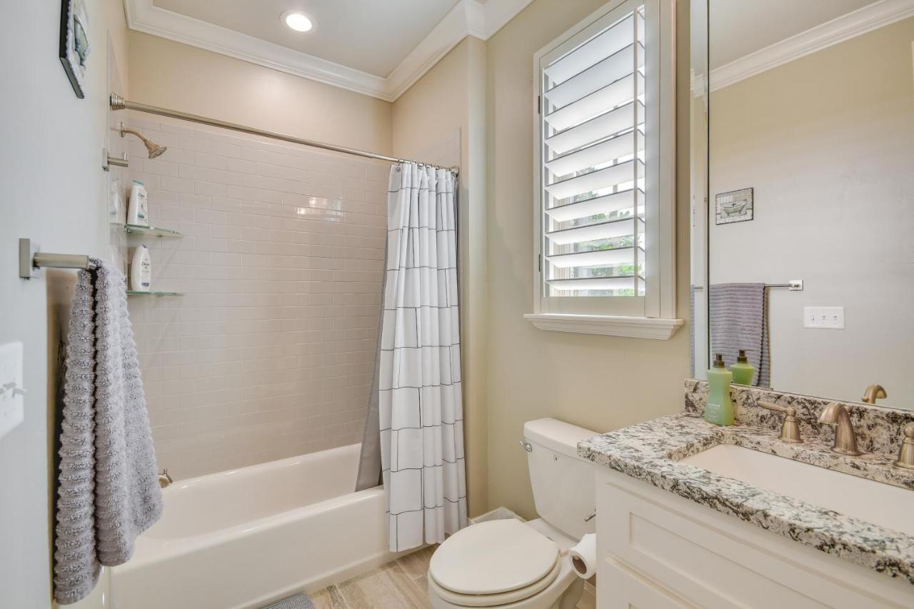 Holiday home Wfh-friendly With Furnished Patio!