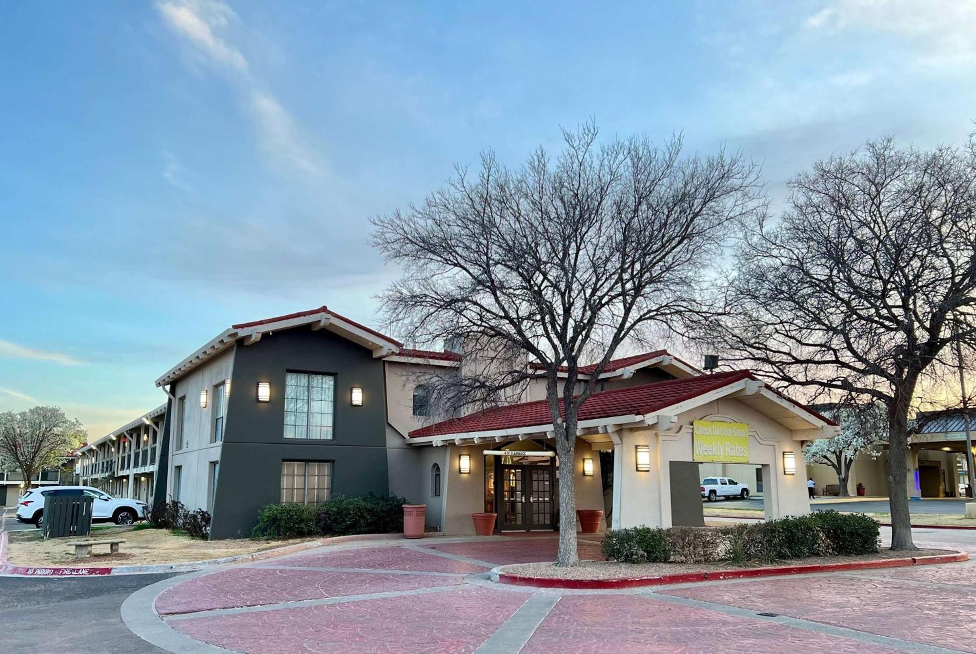 Hotel La Quinta By Wyndham Mid-city