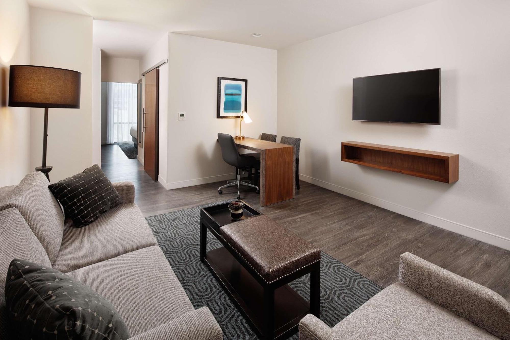 Embassy Suites Amarillo Downtown Hotel