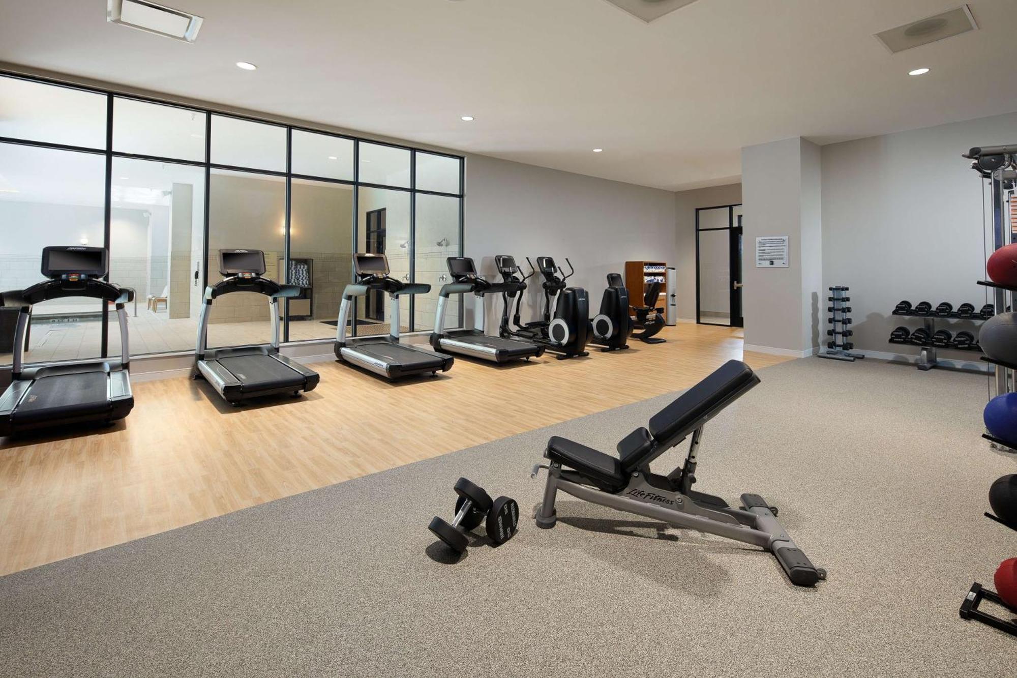 Embassy Suites Amarillo Downtown Hotel 4*