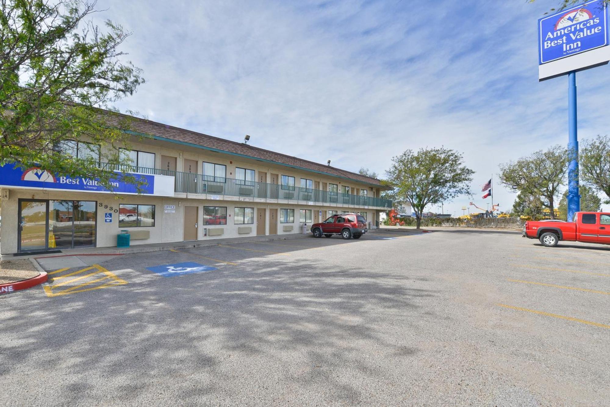 Americas Value Airport/grand Street Motel 2*