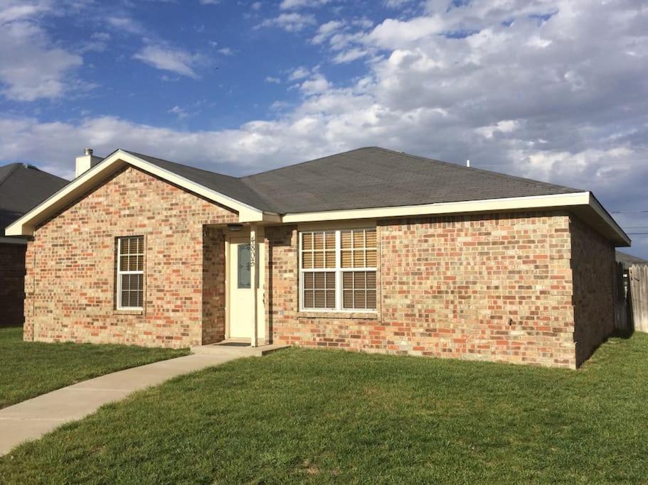 Mckinley House - Gym, Garage And Fenced Yard Holiday home Amarillo