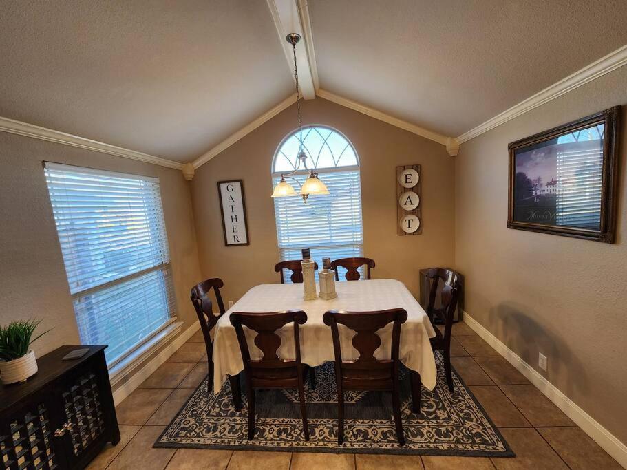 Holiday home Magnificent Home, Game-room, Close To Everything Amarillo