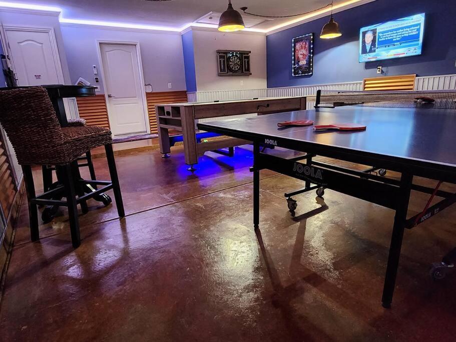 Magnificent Home, Game-room, Close To Everything Holiday home