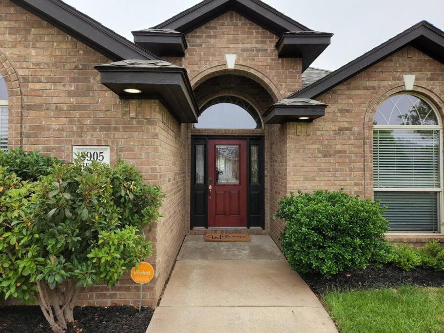Magnificent Home, Game-room, Close To Everything Holiday home *