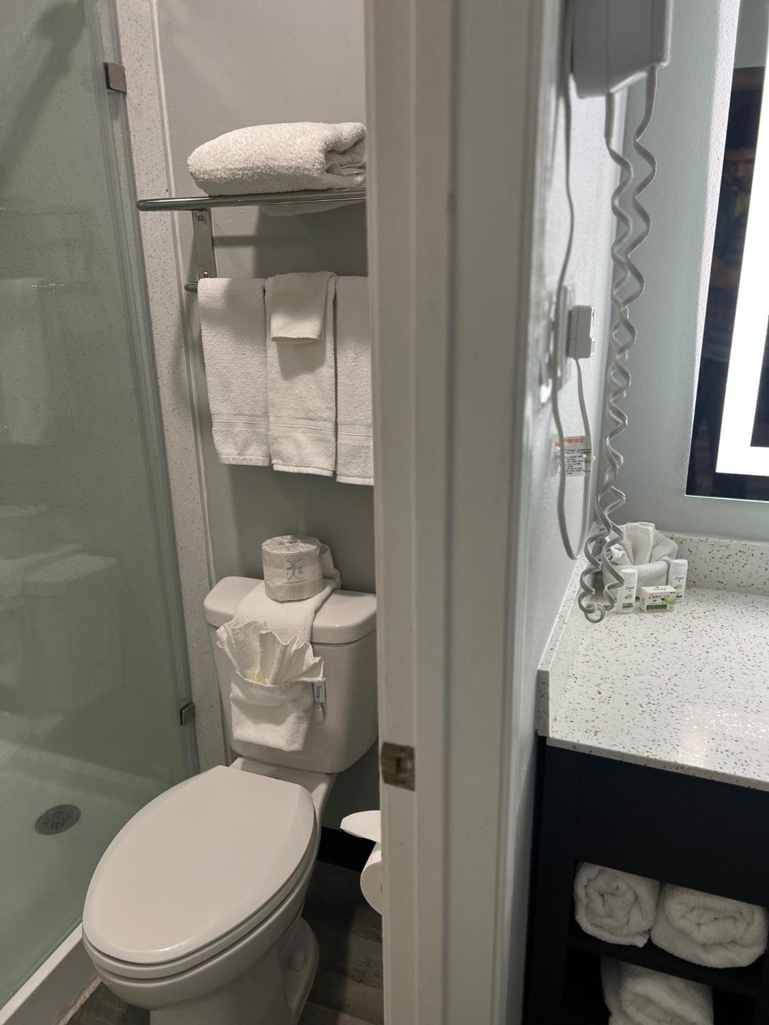 Hotel La Quinta By Wyndham Mid-city 3*