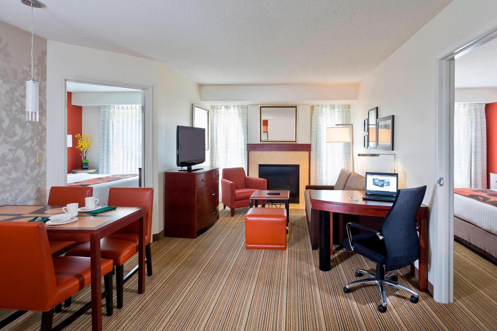 Hotel By Marriott Amarillo