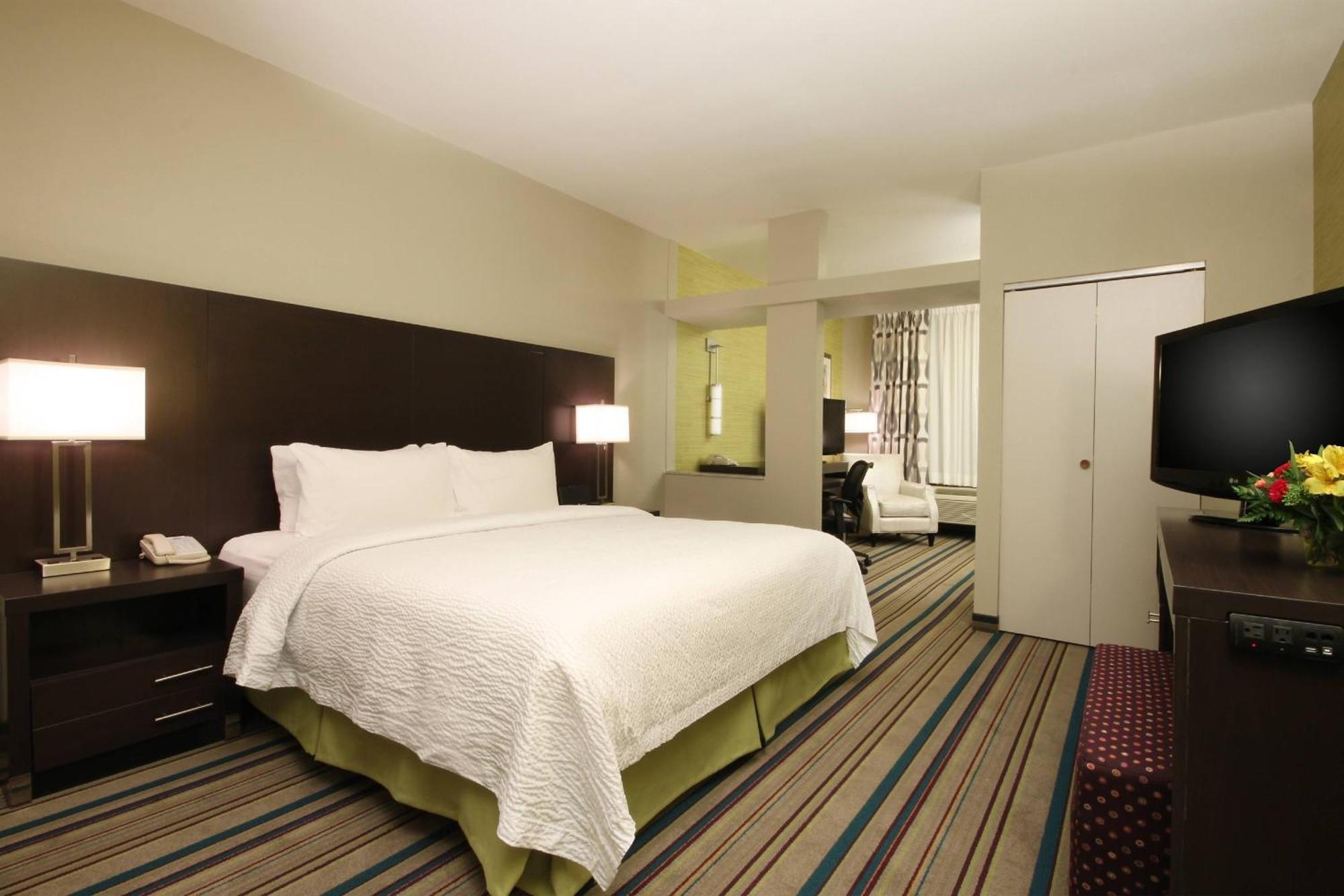 Fairfield & By Marriott Airport