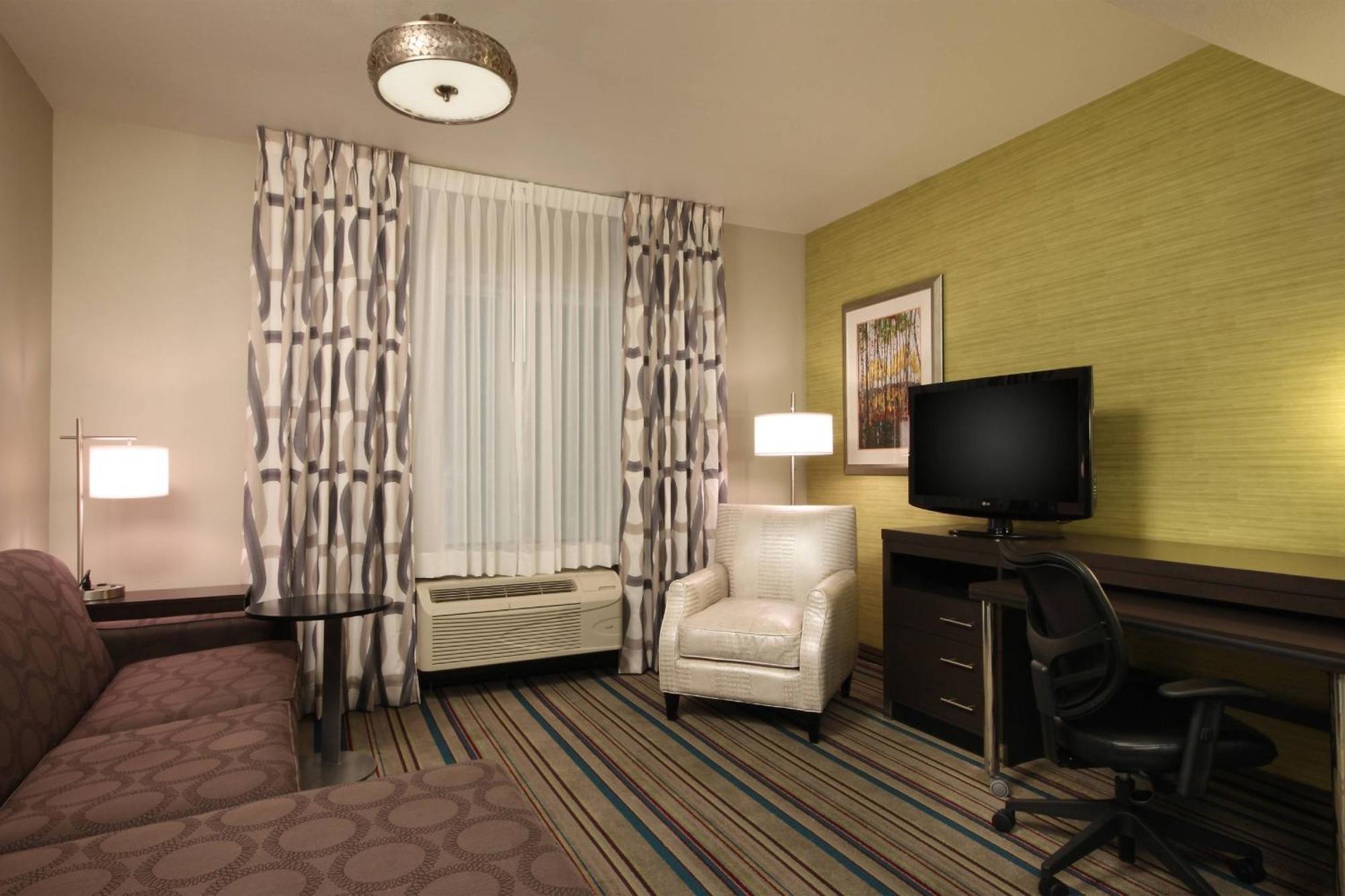 Fairfield & By Marriott Airport