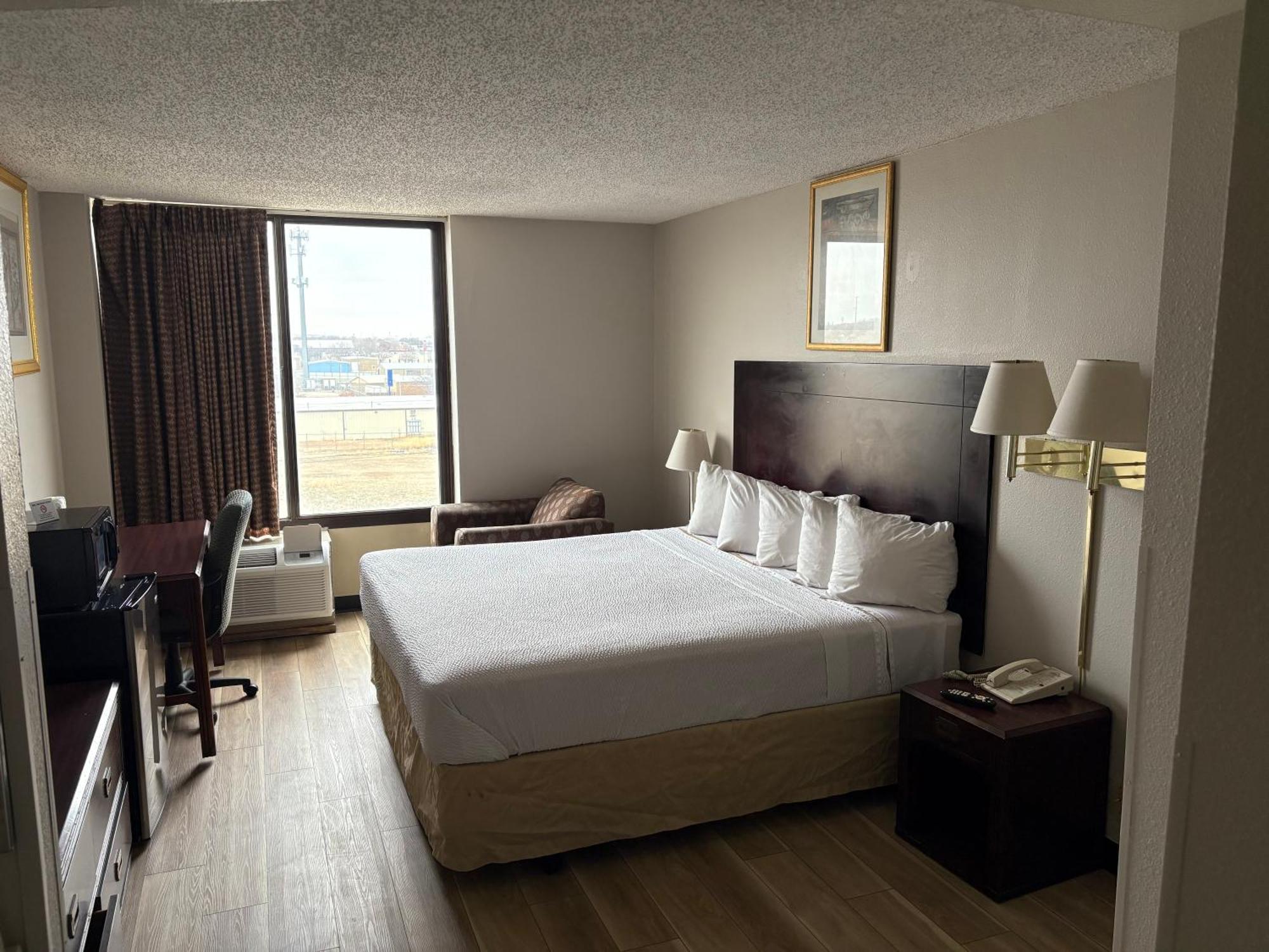 Days By Wyndham East Hotel Amarillo