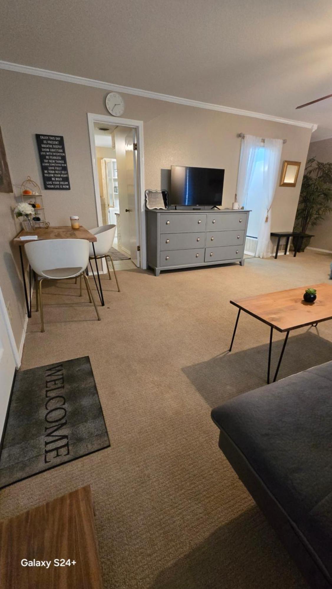 Charming Retreat With A Jacuzzi Apartment Amarillo